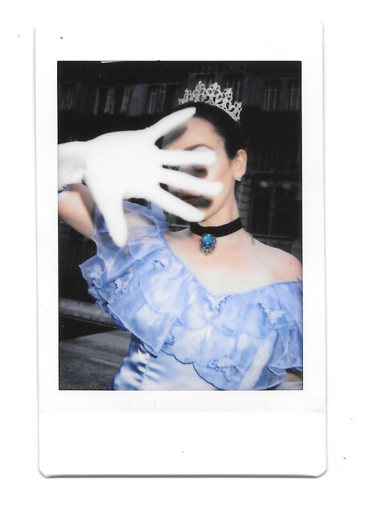 Esta imagem possuí um atributo alt vazio; O nome do arquivo é por-dentro-do-vestido-yara-2021_03.jpg