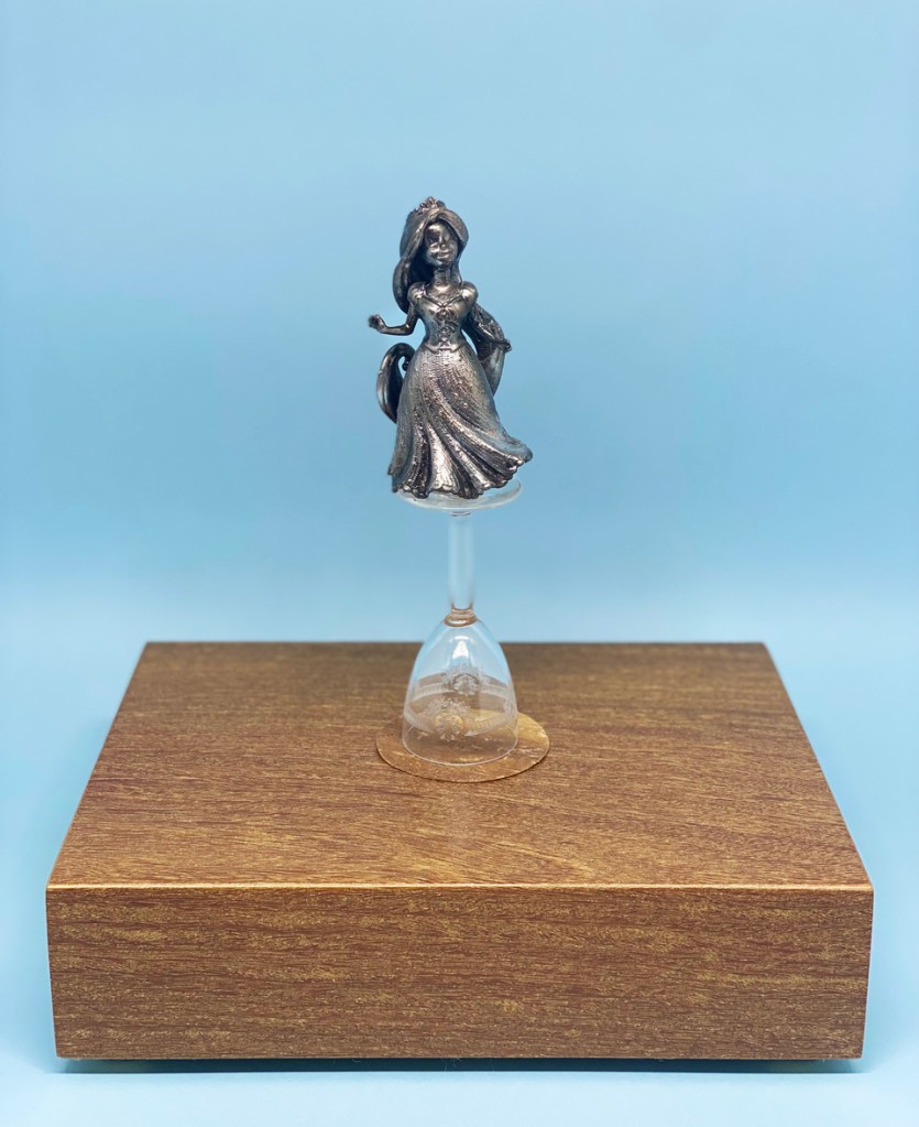 Esta imagem possuí um atributo alt vazio; O nome do arquivo é por-dentro-do-vestido-yara-2021_13.jpg