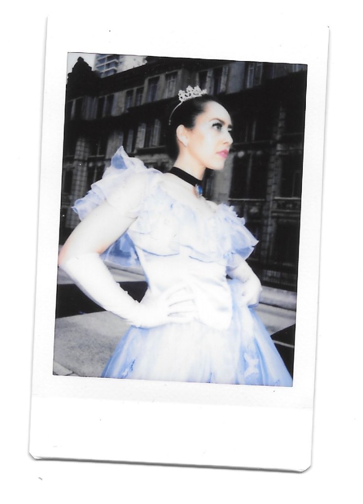 Esta imagem possuí um atributo alt vazio; O nome do arquivo é por-dentro-do-vestido-yara-2021_18.jpg